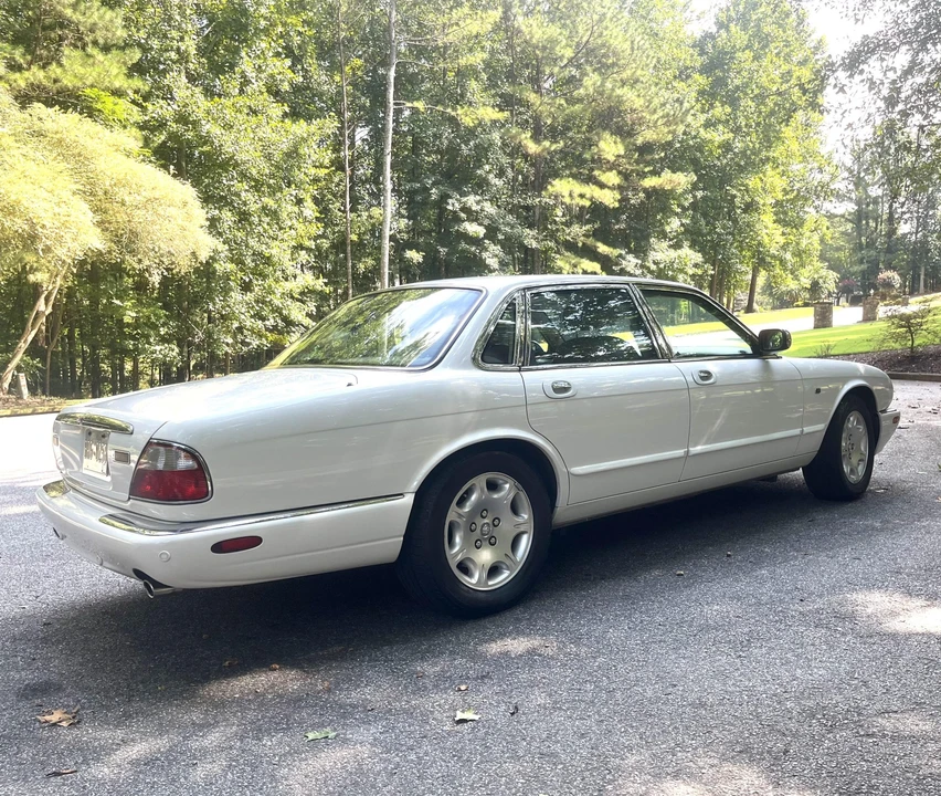 2003 Jaguar X308 XJ - Image 9 of 31