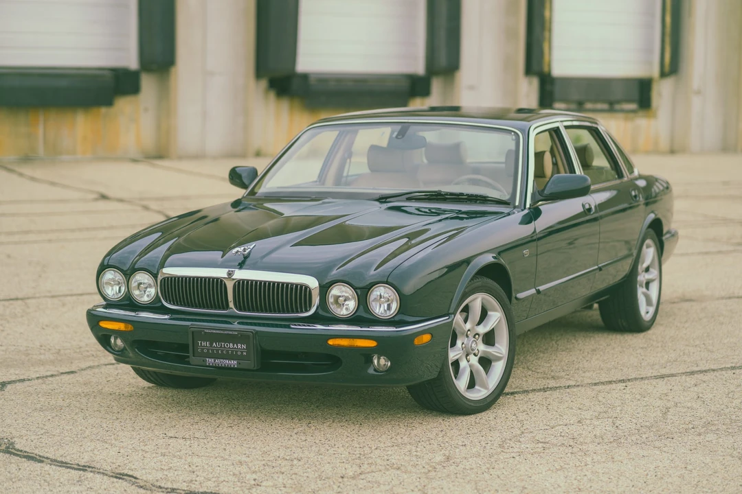 2003 Jaguar X308 XJ - Image 2 of 31