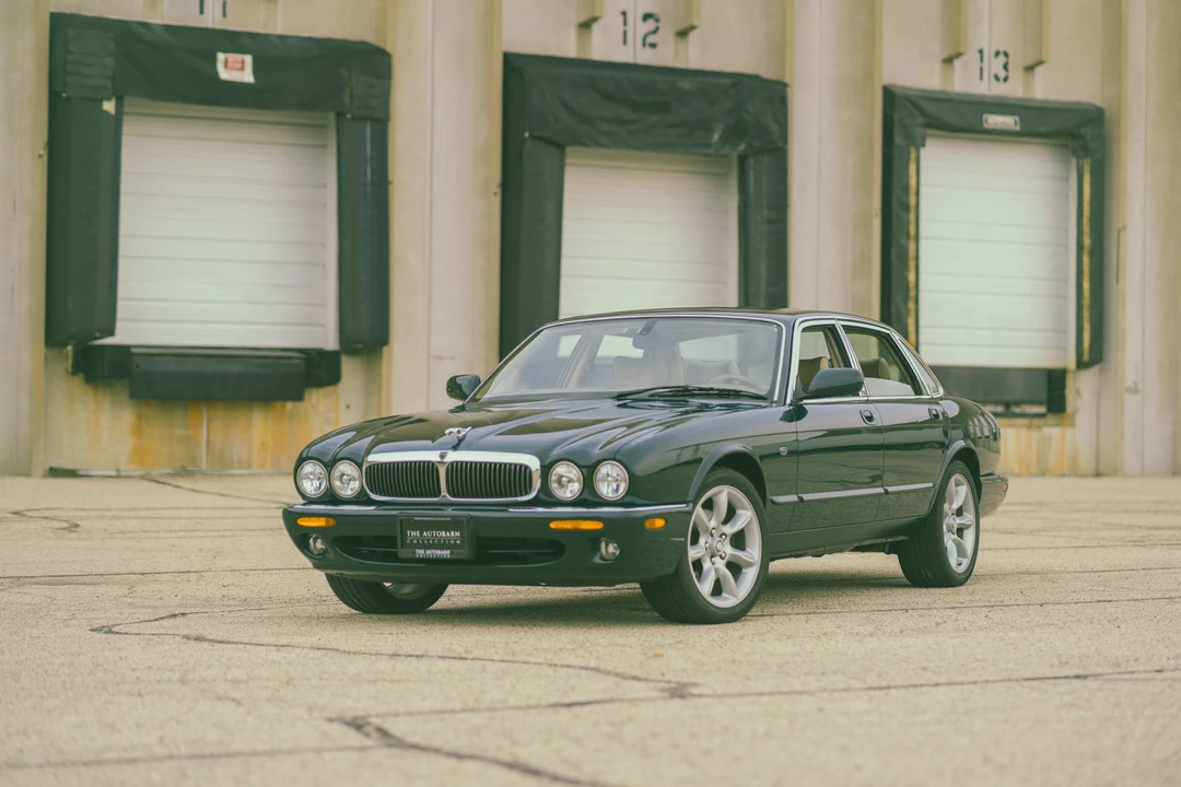 2003 Jaguar X308 XJ - Image 3 of 31