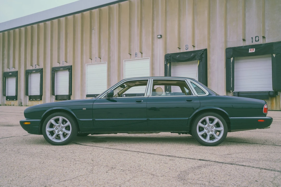 2003 Jaguar X308 XJ - Image 6 of 31