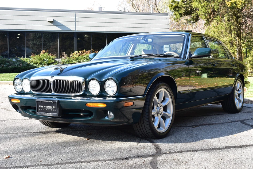 2003 Jaguar X308 XJ - Image 15 of 31