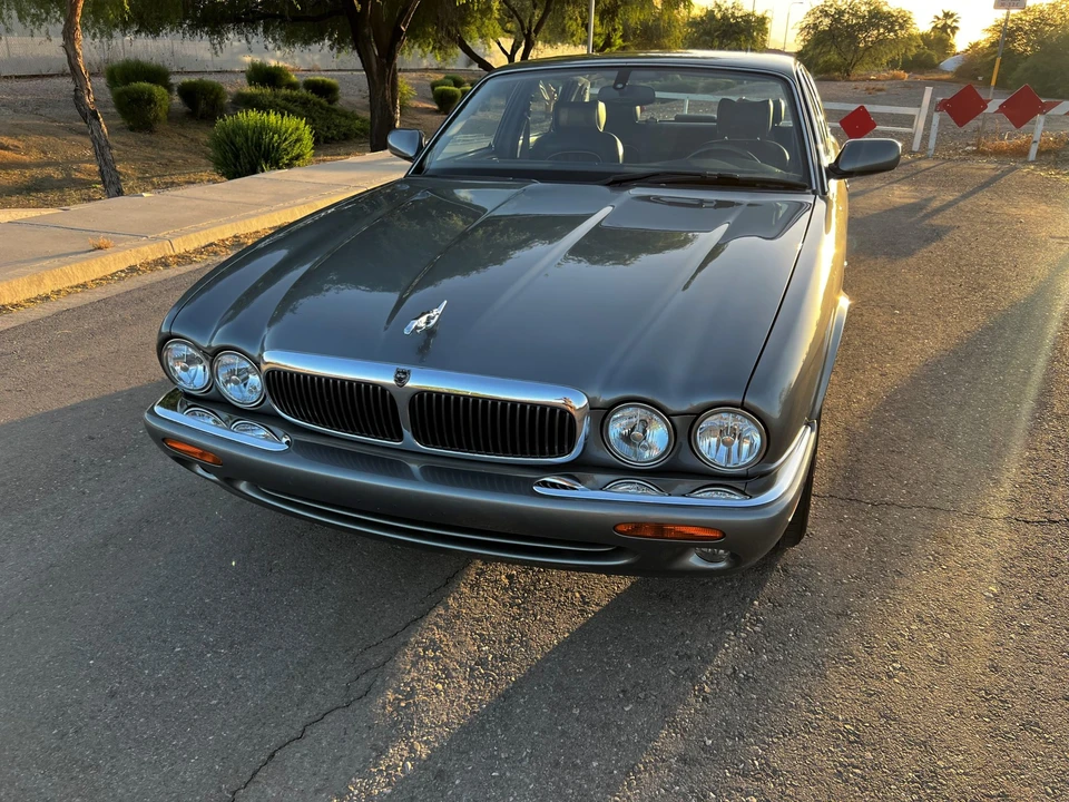 2003 Jaguar X308 XJ - Image 2 of 31