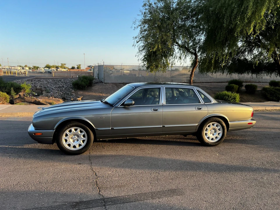 2003 Jaguar X308 XJ - Image 8 of 31