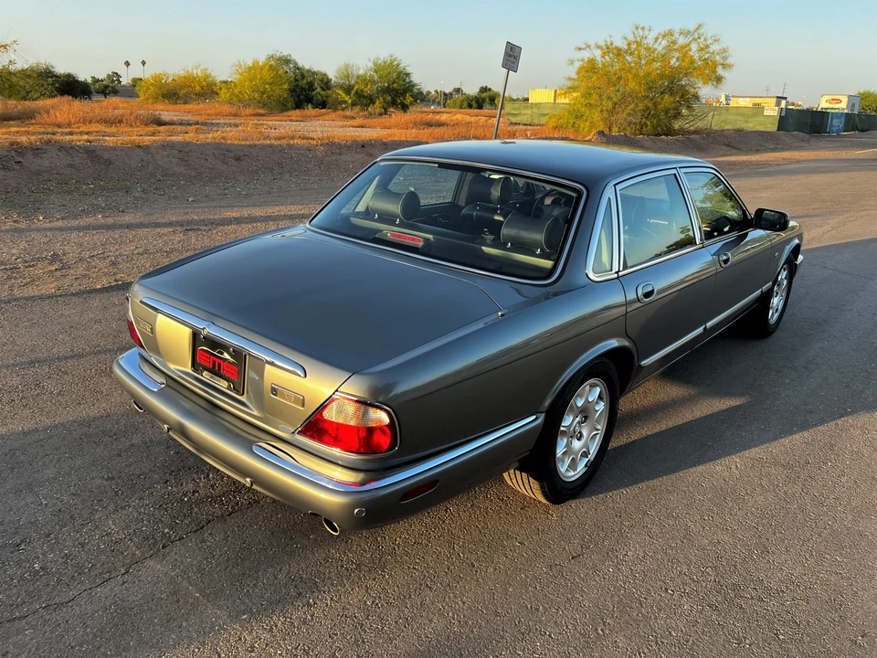 2003 Jaguar X308 XJ - Image 18 of 31