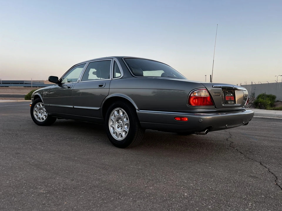 2003 Jaguar X308 XJ - Image 12 of 31