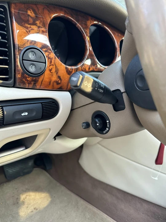 2003 Jaguar X308 XJ - Image 17 of 21