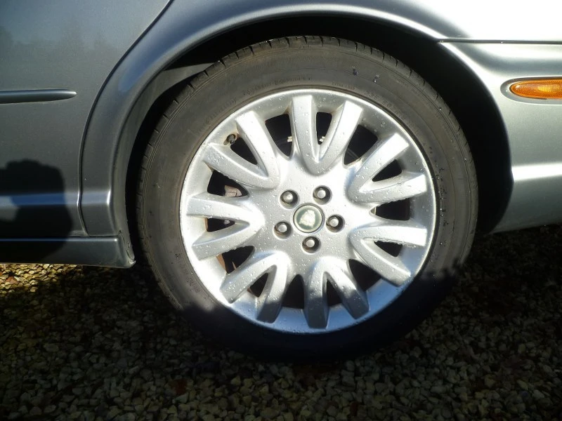 2003 Jaguar X308 XJ - Image 16 of 30