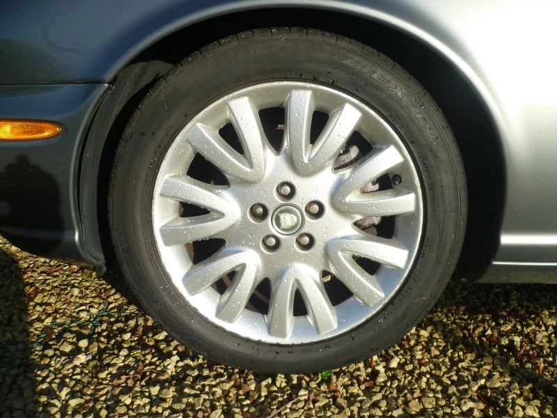 2003 Jaguar X308 XJ - Image 15 of 30