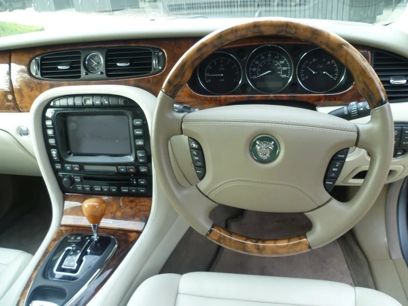 2003 Jaguar X308 XJ - Image 21 of 30