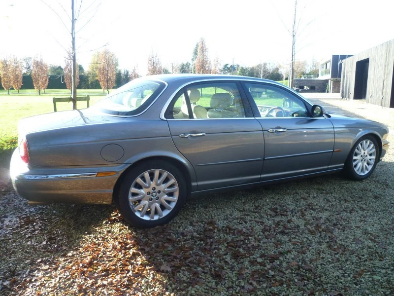 2003 Jaguar X308 XJ - Image 14 of 30
