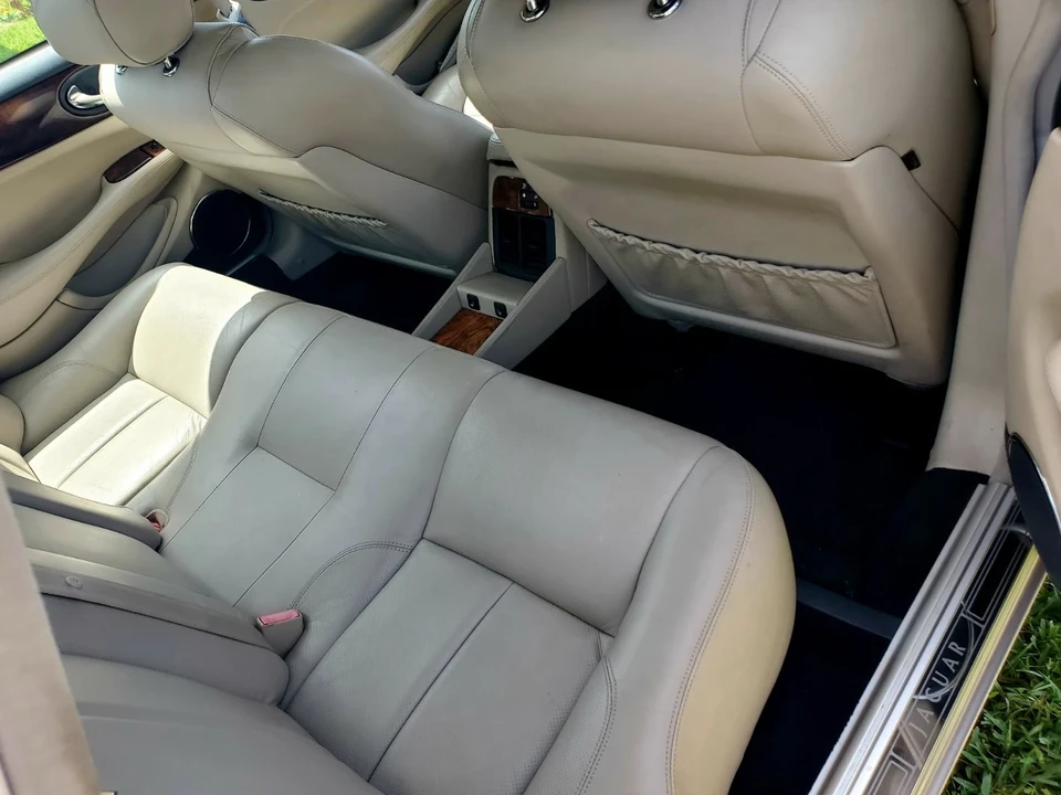 2003 Jaguar X308 XJ - Image 12 of 20
