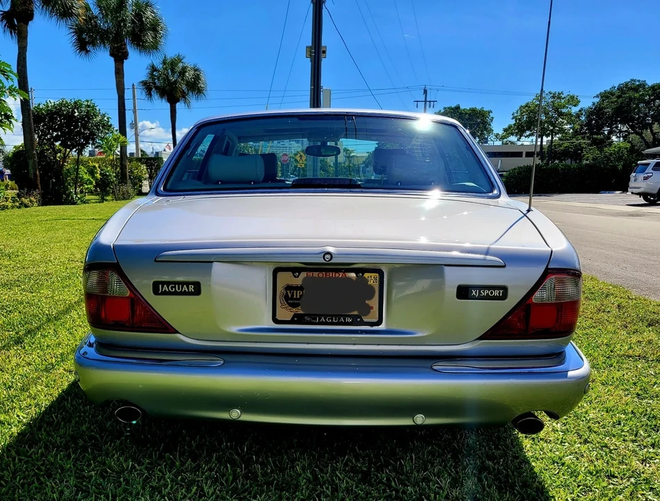 2003 Jaguar X308 XJ - Image 8 of 19