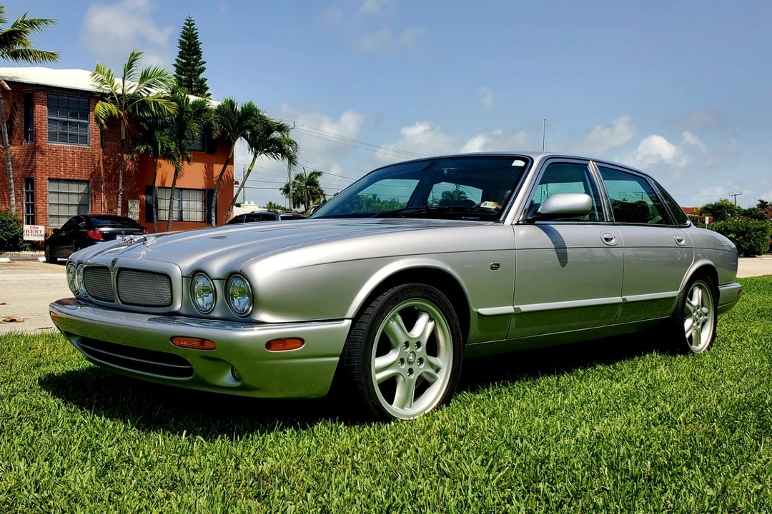 2003 Jaguar X308 XJ - Image 2 of 20