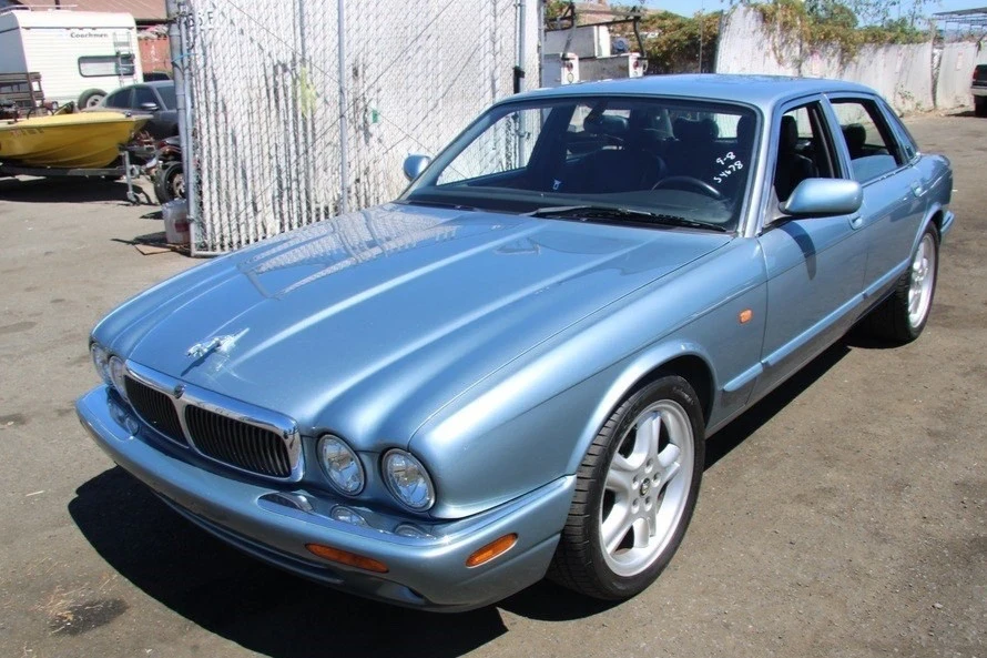 2003 Jaguar XJ Series 4 - Image 2 of 20