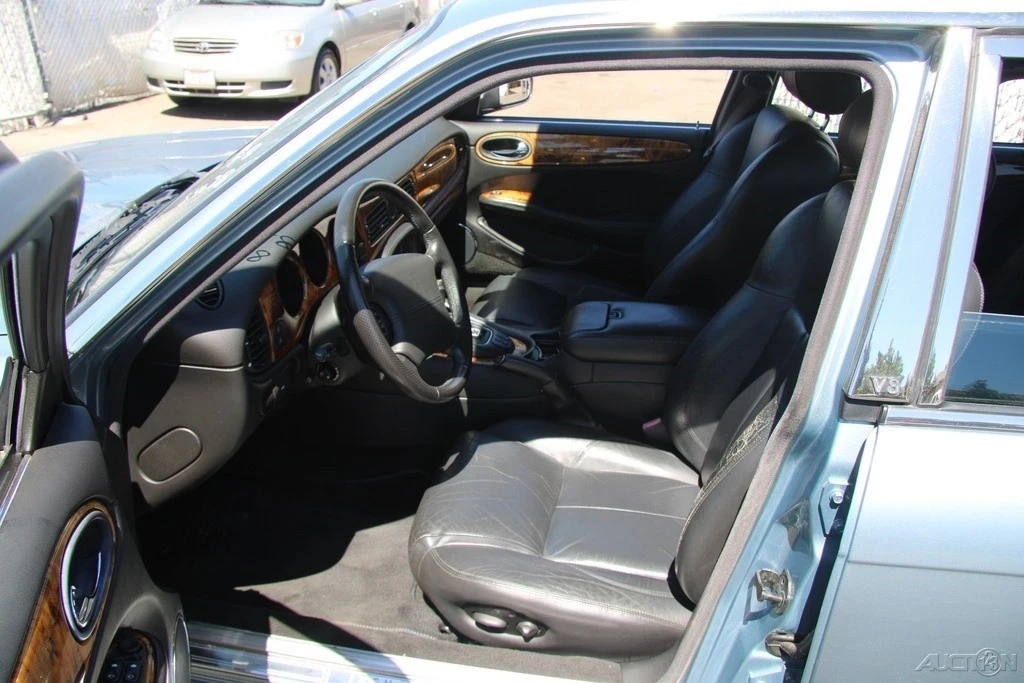 2003 Jaguar X308 XJ - Image 8 of 16