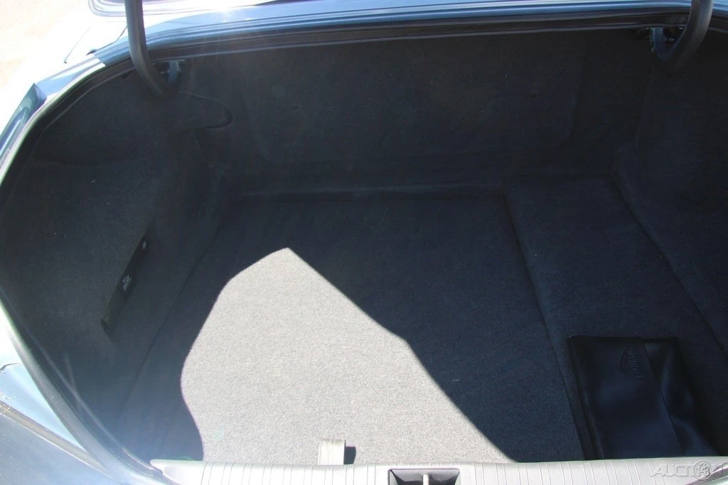 2003 Jaguar XJ Series 4 - Image 8 of 20