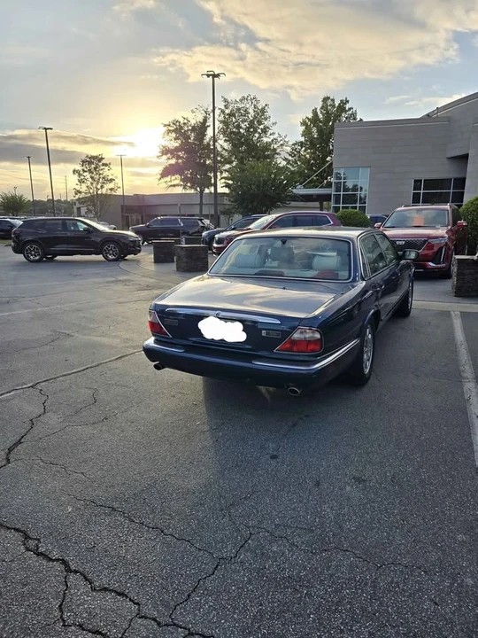 2003 Jaguar X308 XJ - Image 2 of 9