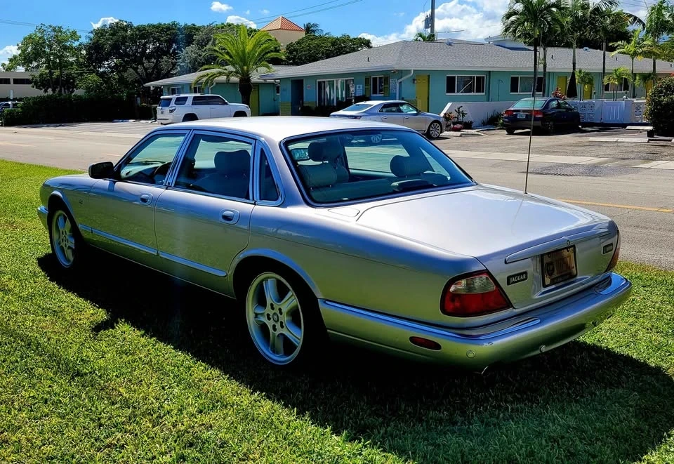 2003 Jaguar X308 XJ - Image 13 of 20
