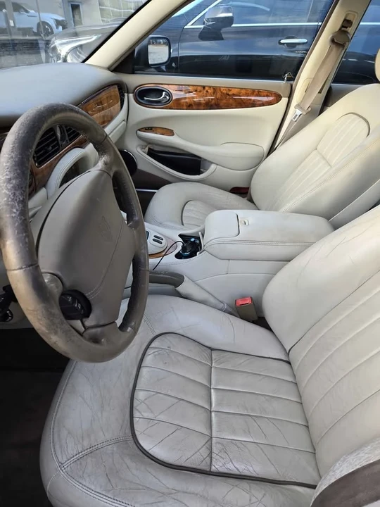 2003 Jaguar X308 XJ - Image 8 of 9