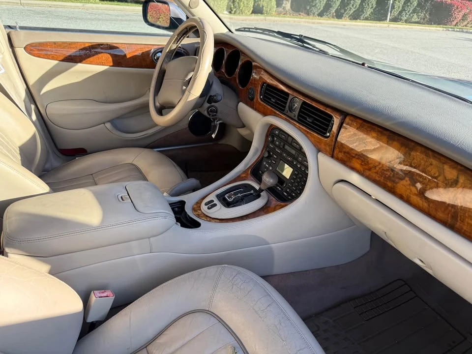 2003 Jaguar X308 XJ - Image 18 of 20