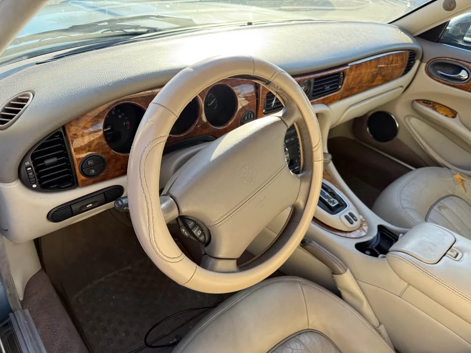 2003 Jaguar X308 XJ - Image 12 of 20