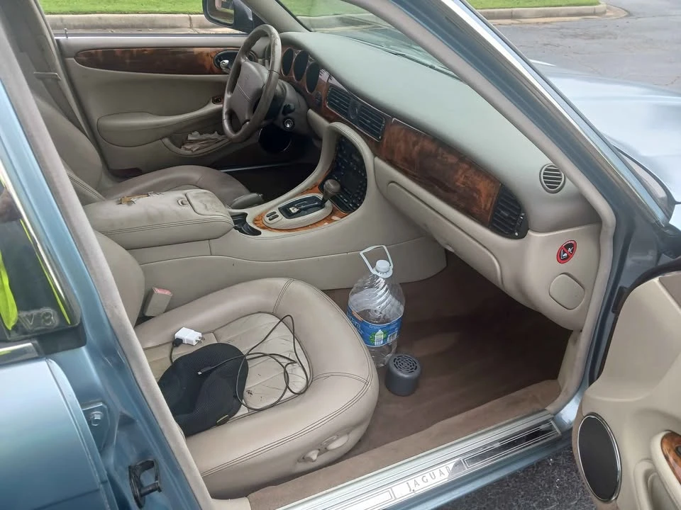 2003 Jaguar X308 XJ - Image 7 of 16