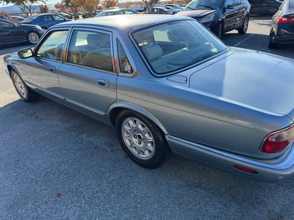 2003 Jaguar X308 XJ - Image 7 of 20