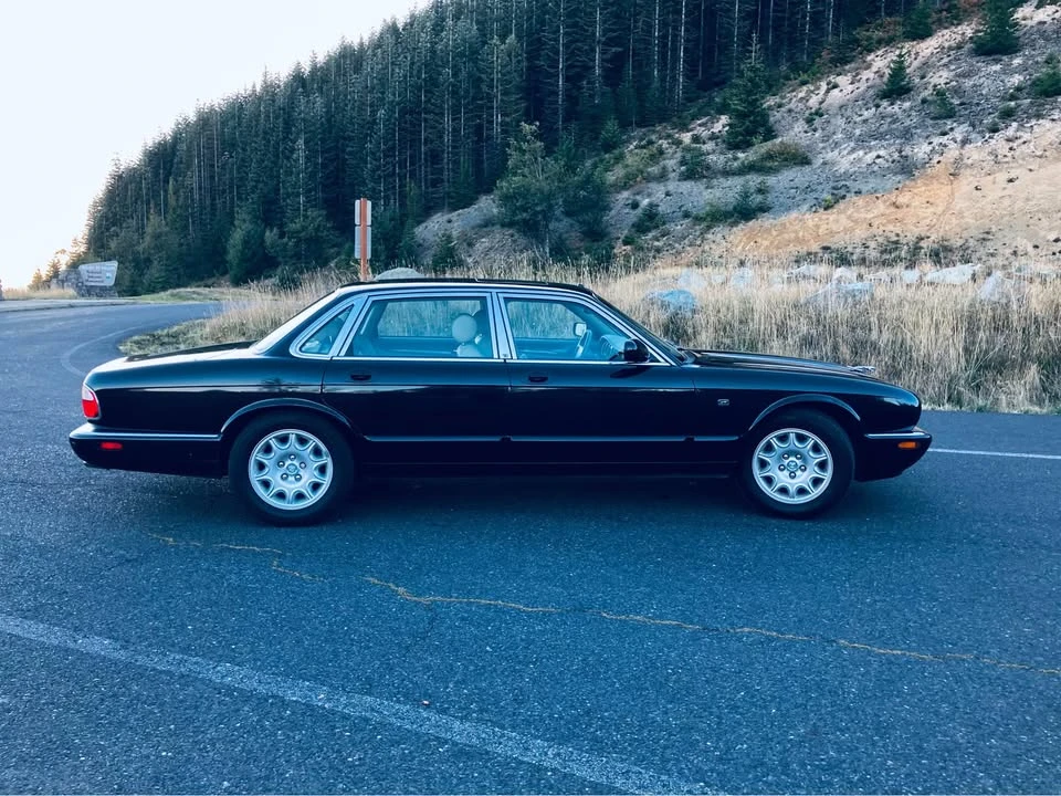 2003 Jaguar X308 XJ - Image 3 of 19