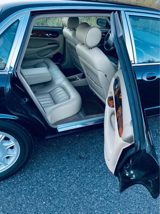 2003 Jaguar X308 XJ - Image 7 of 19