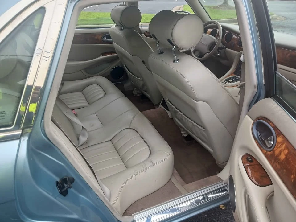 2003 Jaguar X308 XJ - Image 10 of 11