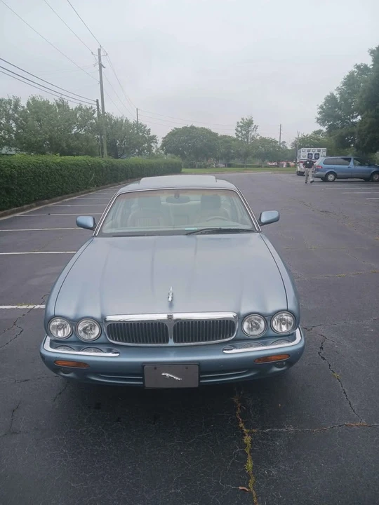 2003 Jaguar X308 XJ - Image 3 of 11