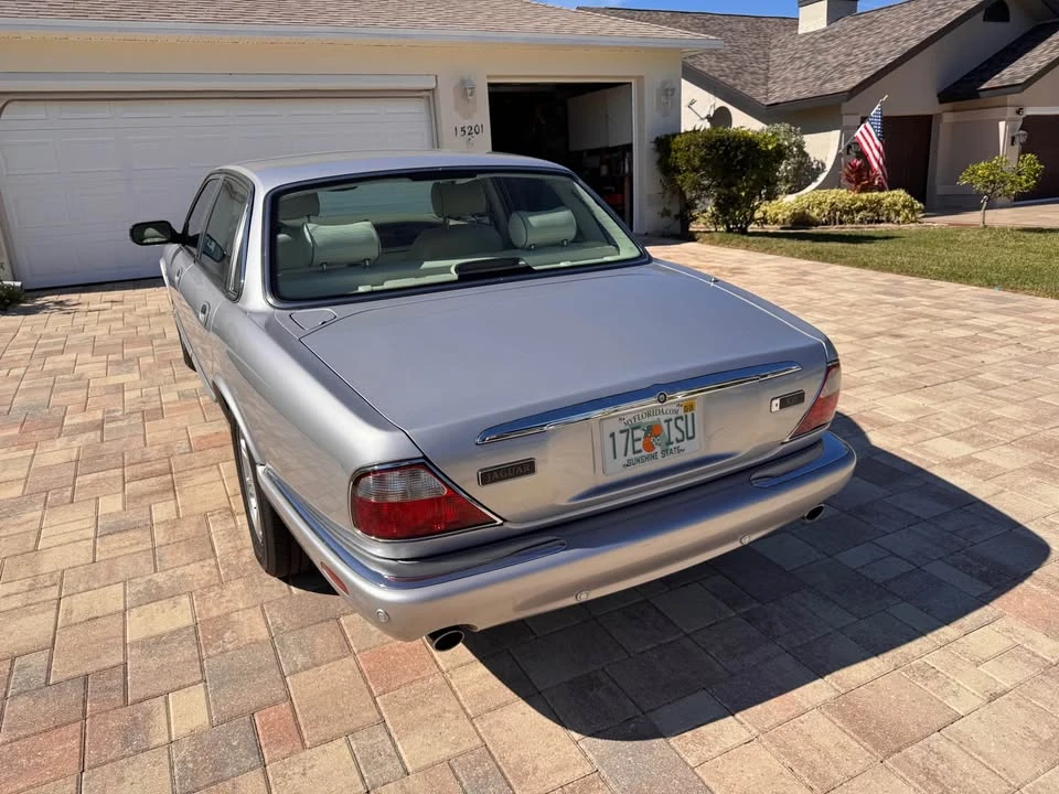 2003 Jaguar X308 XJ - Image 2 of 8