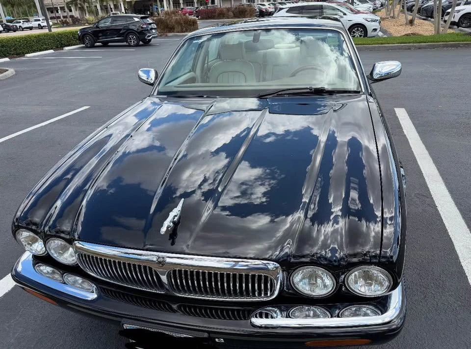 2003 Jaguar X308 XJ - Image 2 of 19