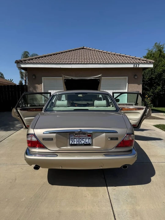 2003 Jaguar X308 XJ - Image 10 of 14