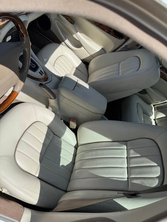 2003 Jaguar X308 XJ - Image 12 of 13