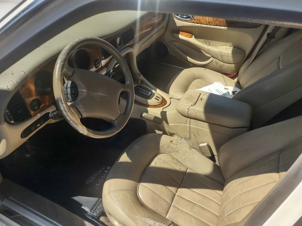 2003 Jaguar X308 XJ - Image 10 of 12