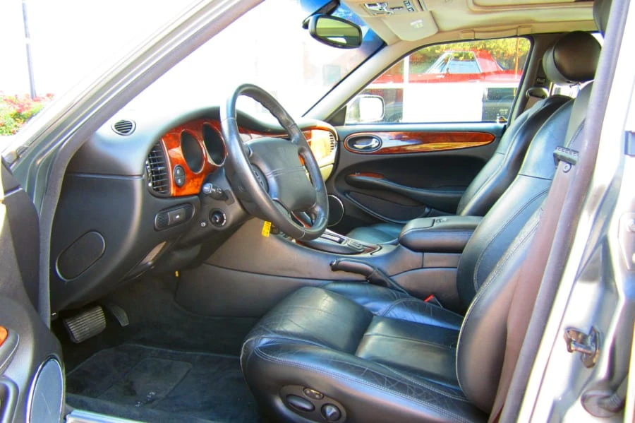 2003 Jaguar X308 XJ - Image 2 of 5