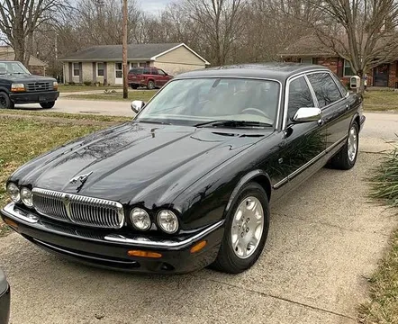 2003 Jaguar XJ8 Vanden Plas