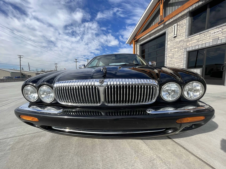 2003 Jaguar X308 XJ - Image 11 of 31