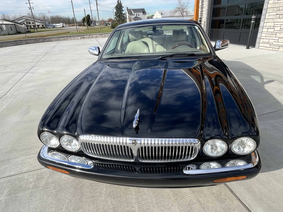2003 Jaguar X308 XJ - Image 10 of 31
