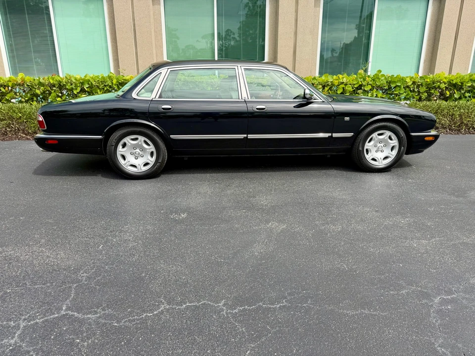2003 Jaguar X308 XJ - Image 18 of 31