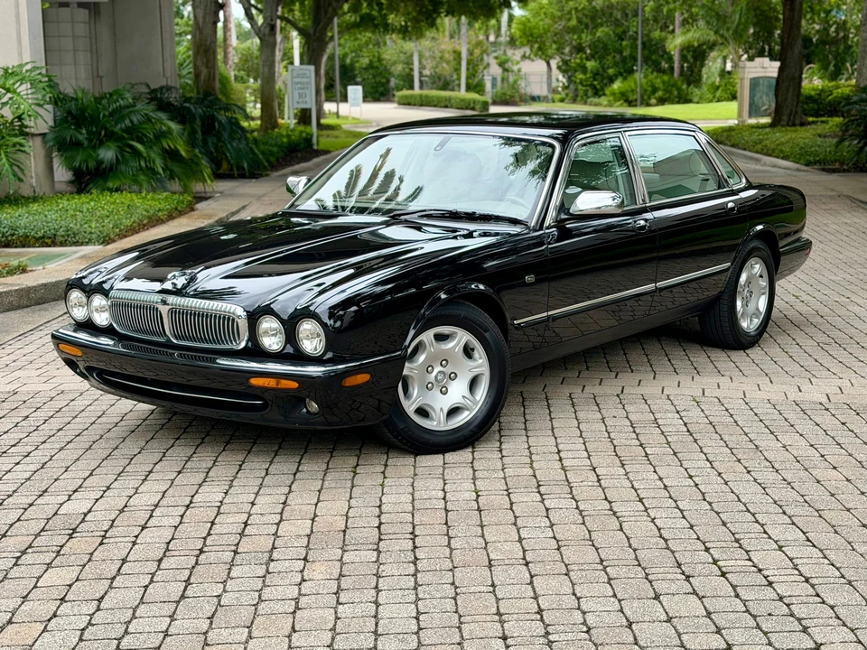 2003 Jaguar X308 XJ - Image 5 of 31
