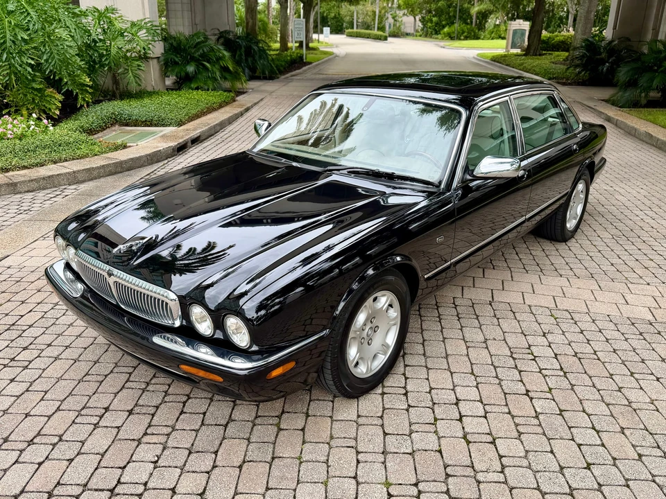 2003 Jaguar X308 XJ - Image 6 of 31
