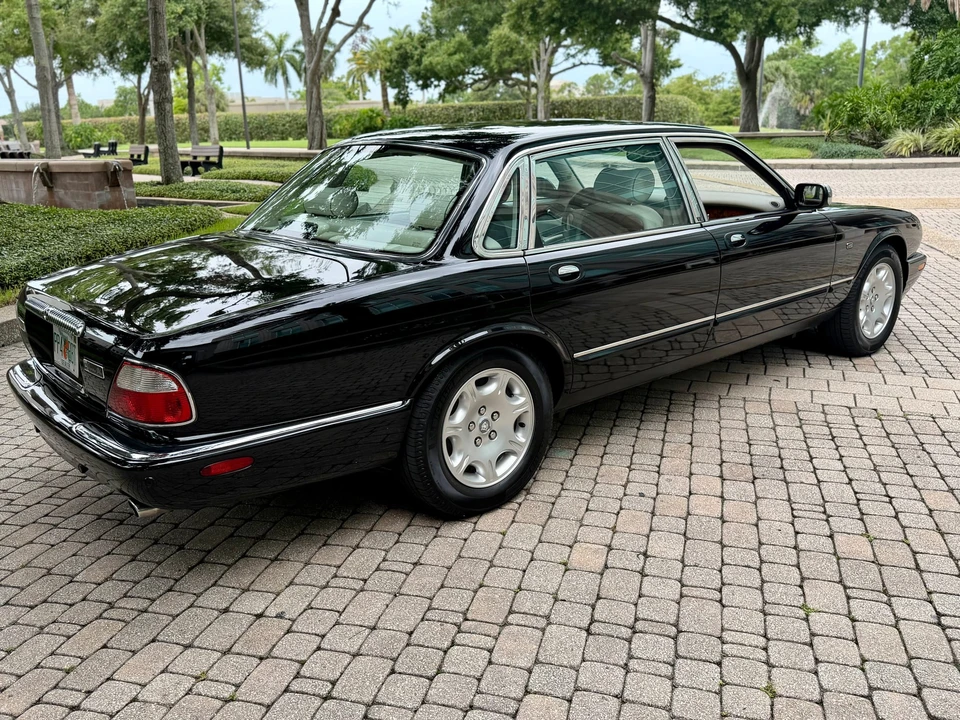 2003 Jaguar X308 XJ - Image 17 of 31