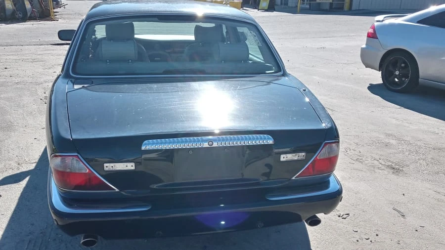 2003 Jaguar X308 XJ - Image 13 of 18