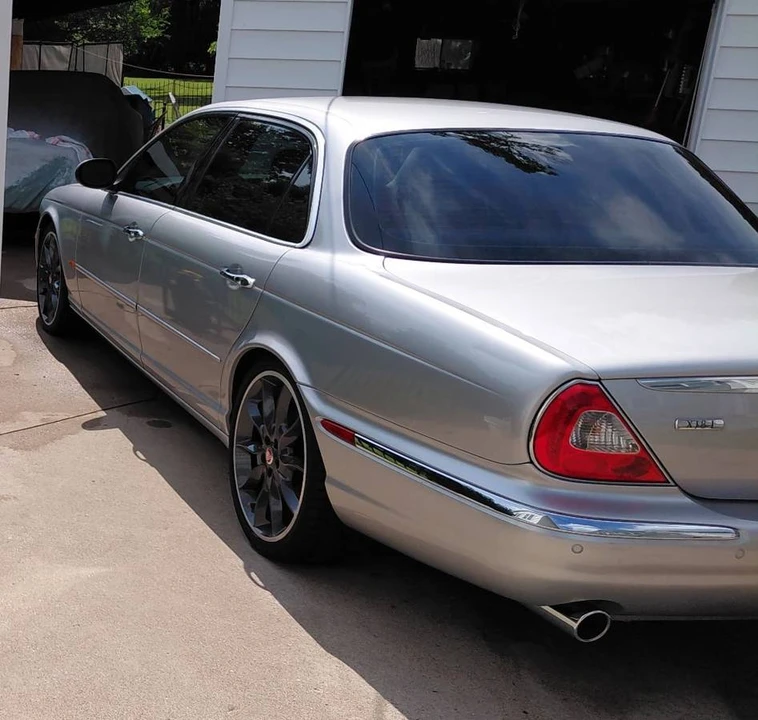 2003 Jaguar X308 XJ - Image 8 of 13