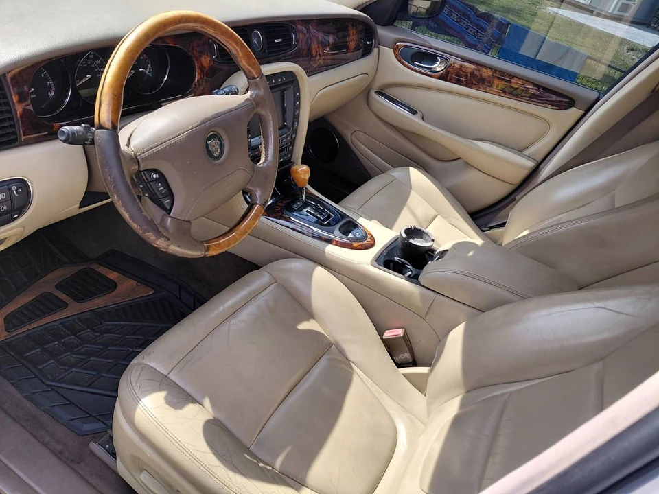 2003 Jaguar X308 XJ - Image 6 of 13