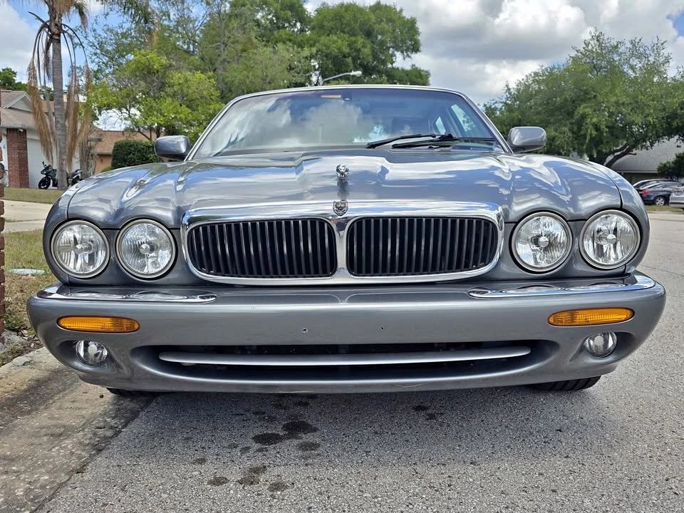 2003 Jaguar X308 XJ - Image 2 of 14