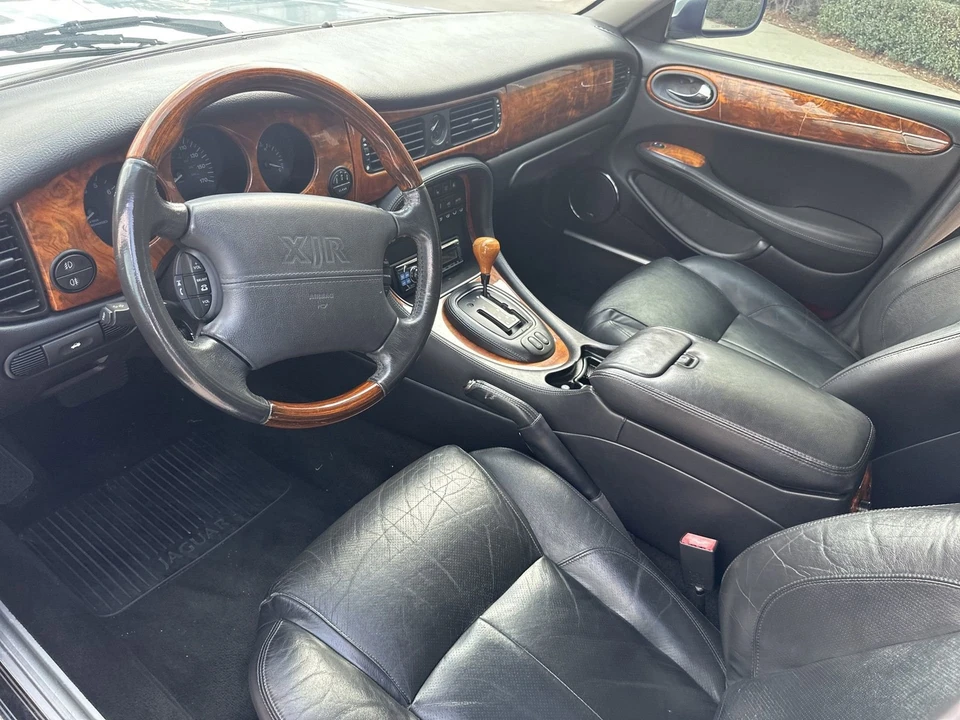 2003 Jaguar X308 XJR - Image 8 of 8
