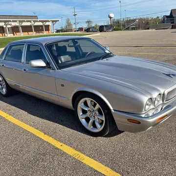 2003 Jaguar XJR